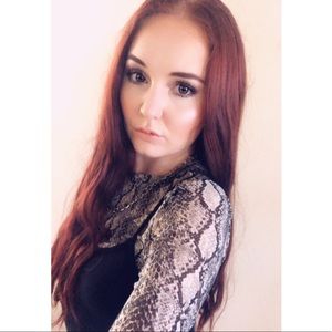 Meet your Posher, Hayley